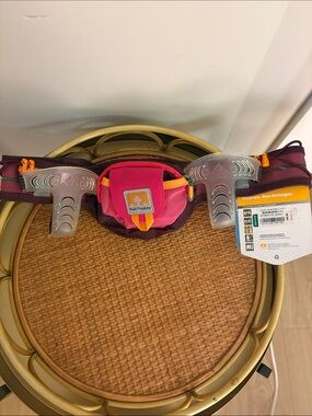 Natan Kids Pink and Maroon Hydration Belt with Orange Accents